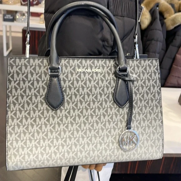 Michael Kors Sheila Medium Signature CZ Logo Satchel Crossbody Center Zip 
Black - Picture 14 of 16